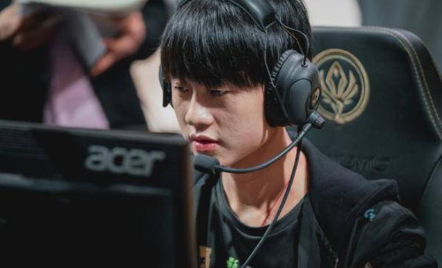 拆解这场热 拆解这场热